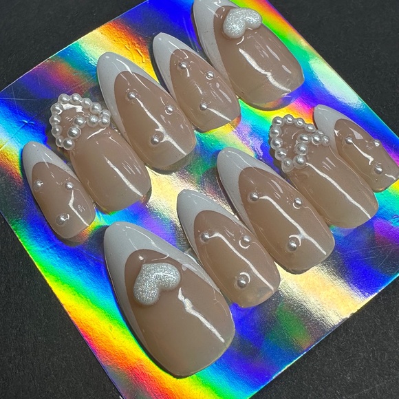 medium coffin nude French tip with pearls handmade press on nails - Picture 2 of 4